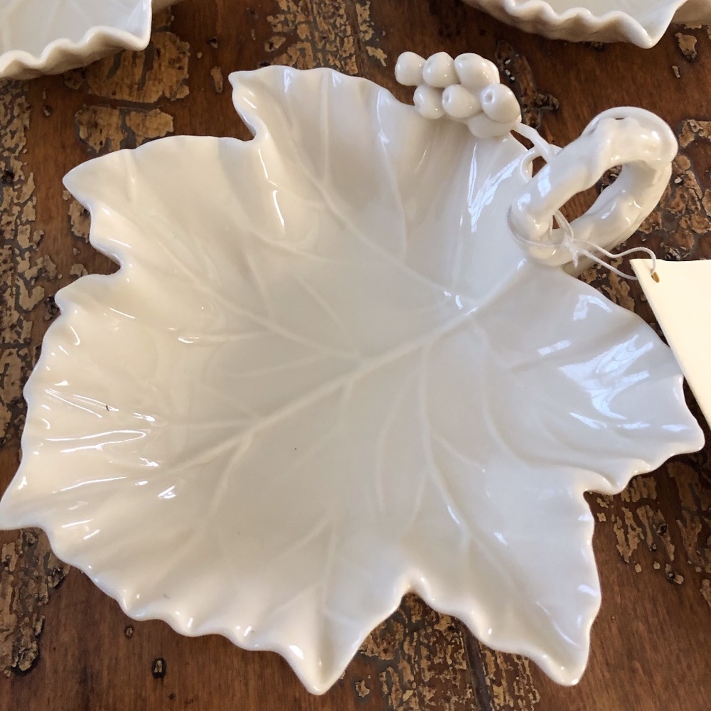 Vintage Kaldun & Bogle Nut/Candy Dish - NWT